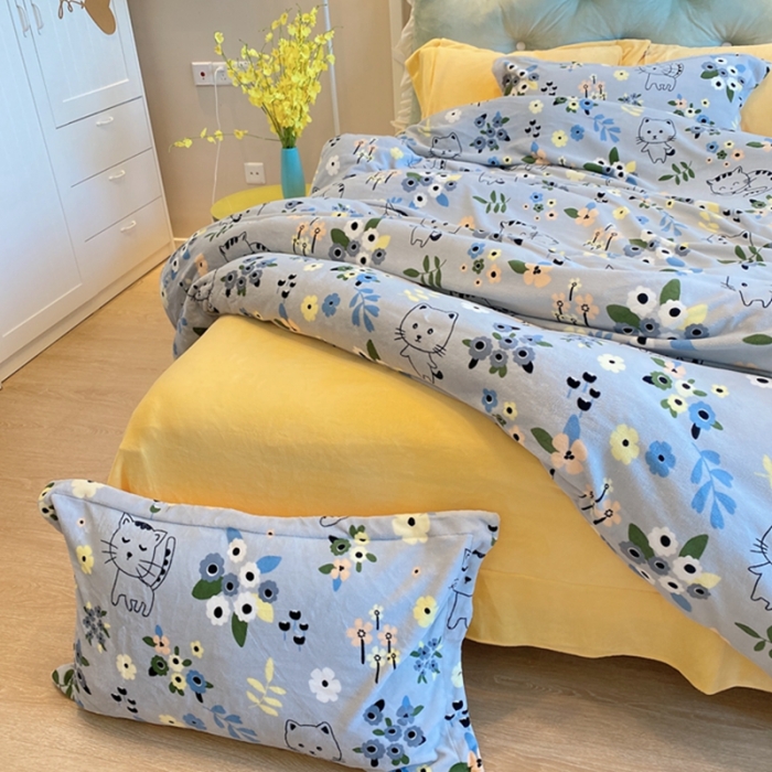 91家纺网 家纺一手货源 找家纺 棉生活家纺 2021新款冰岛臻棉绒印花四件套 喵小姐灰