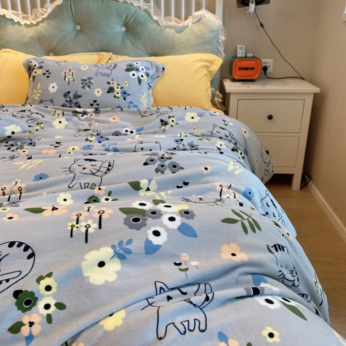 91家纺网 家纺一手货源 找家纺 棉生活家纺 2021新款冰岛臻棉绒印花四件套 喵小姐灰