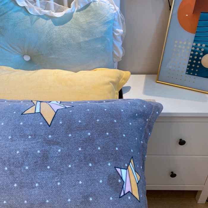 91家纺网 家纺一手货源 找家纺 棉生活家纺 2021新款冰岛臻棉绒印花四件套 明亮星空灰