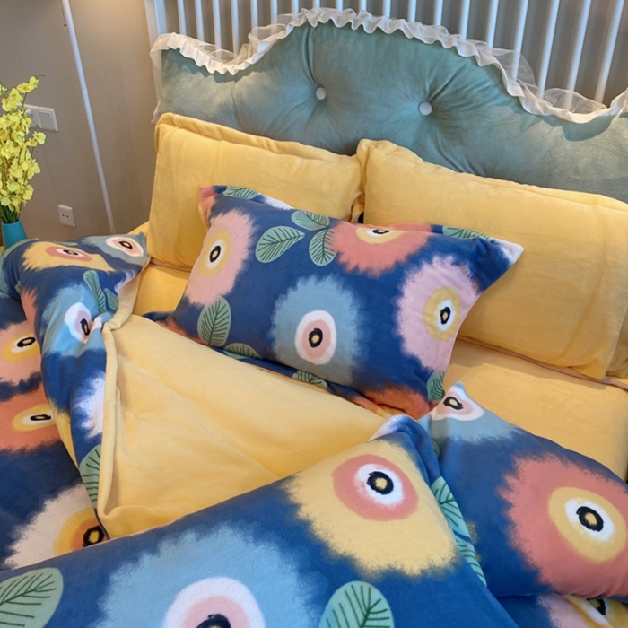 91家纺网 家纺一手货源 找家纺 棉生活家纺 2021新款冰岛臻棉绒印花四件套 暖风蓝