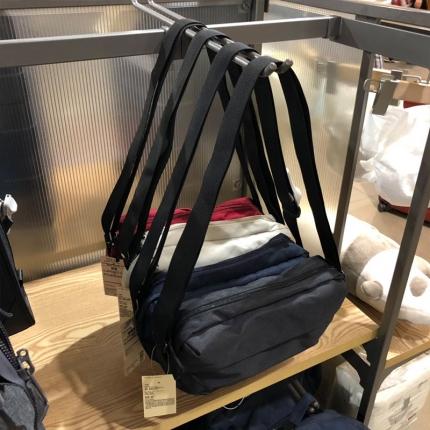 【斜挎包】挎包良品休闲收纳纯色旅游简约旅行便携斜挎包