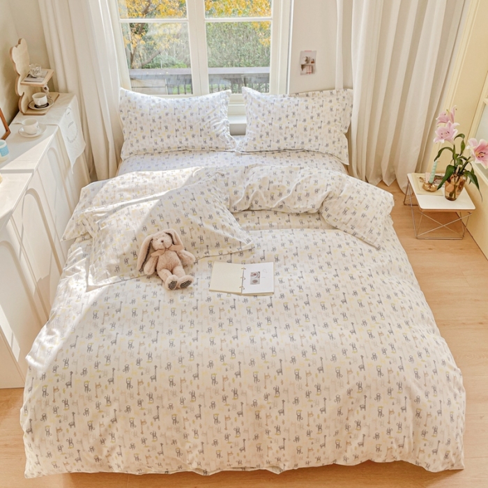 91家纺网 家纺一手货源 找家纺 2022新40s精梳棉全棉磨毛四件套 双色长颈鹿小猴