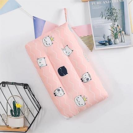 91家纺网 家纺一手货源 找家纺 天意美 2019新款全棉卡通枕30x50一只 小猫咪