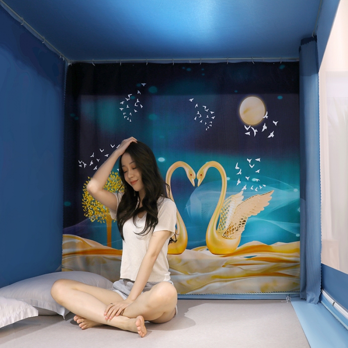 91家纺网 家纺一手货源 找家纺 迪凡保罗2022新款5845大版数码印花遮光帘蚊帐 求爱