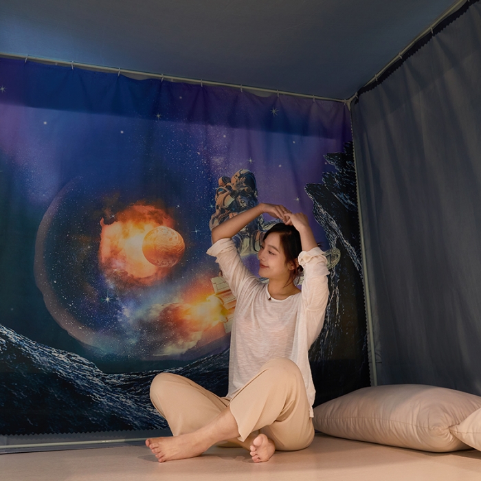 91家纺网 家纺一手货源 找家纺 迪凡保罗2022新款5845大版数码印花遮光帘蚊帐 太空之旅