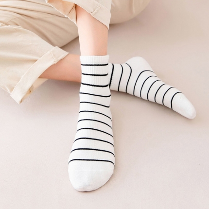 91家纺网 家纺一手货源 找家纺 【女士条纹五分袜】日式无印女士条纹五分袜良品棉袜休闲透气袜