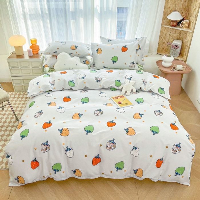 91家纺网 家纺一手货源 找家纺 感遇家纺 2022新款全棉印花四件套 格子草莓