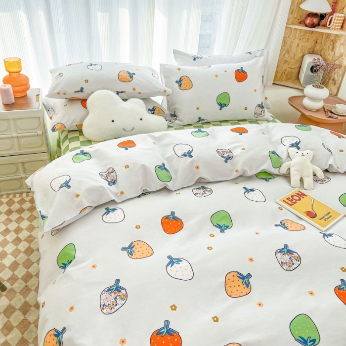 91家纺网 家纺一手货源 找家纺 感遇家纺 2022新款全棉印花四件套 格子草莓