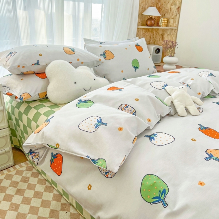 91家纺网 家纺一手货源 找家纺 感遇家纺 2022新款全棉印花四件套 格子草莓