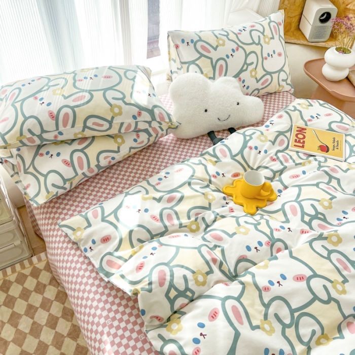 91家纺网 家纺一手货源 找家纺 感遇家纺 2022新款全棉印花四件套 兔宝宝