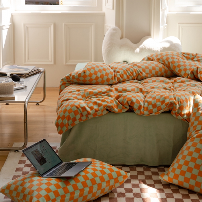 91家纺网 家纺一手货源 找家纺 洋铭区 2022新款双色棋盘格四件套 庄园橙格