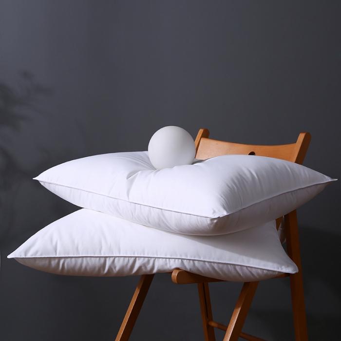 91家纺网 家纺一手货源 找家纺 高端全棉防羽布酒店羽丝绒枕头仪征棉简约成人护颈单人枕芯软枕