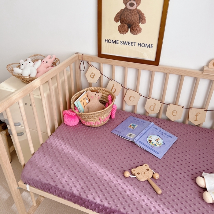 91家纺网 家纺一手货源 找家纺 星期八 2022新款豆豆绒床笠 深紫色