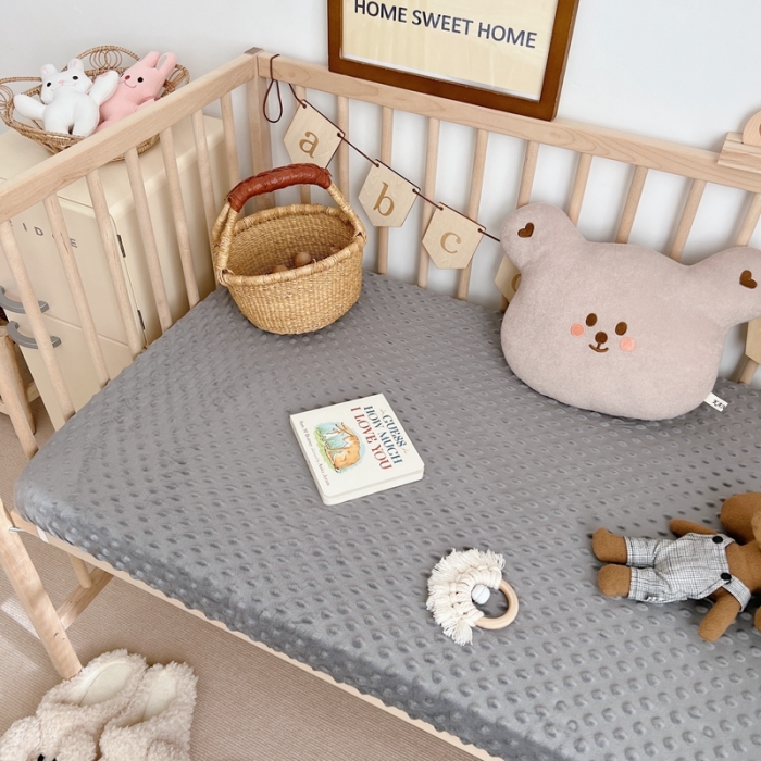 91家纺网 家纺一手货源 找家纺 星期八 2022新款豆豆绒床笠 灰色