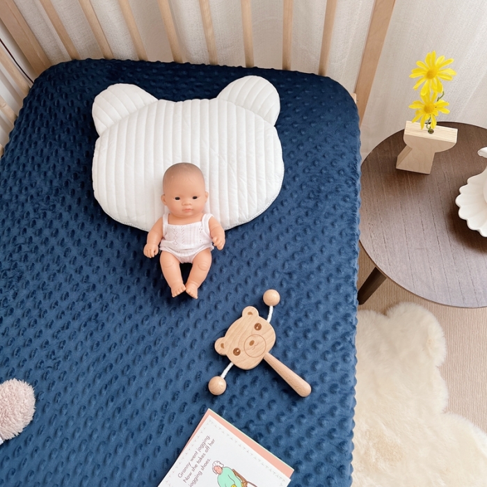 91家纺网 家纺一手货源 找家纺 星期八 2022新款豆豆绒床笠 深蓝色