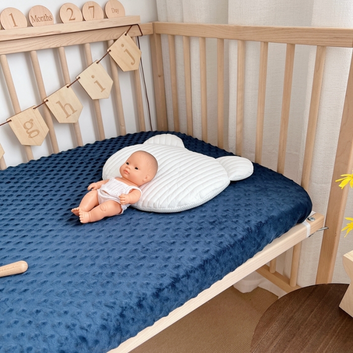 91家纺网 家纺一手货源 找家纺 星期八 2022新款豆豆绒床笠 深蓝色