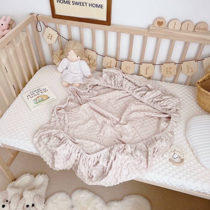 91家纺网 家纺一手货源 找家纺 星期八 2022新款豆豆绒床笠 驼色