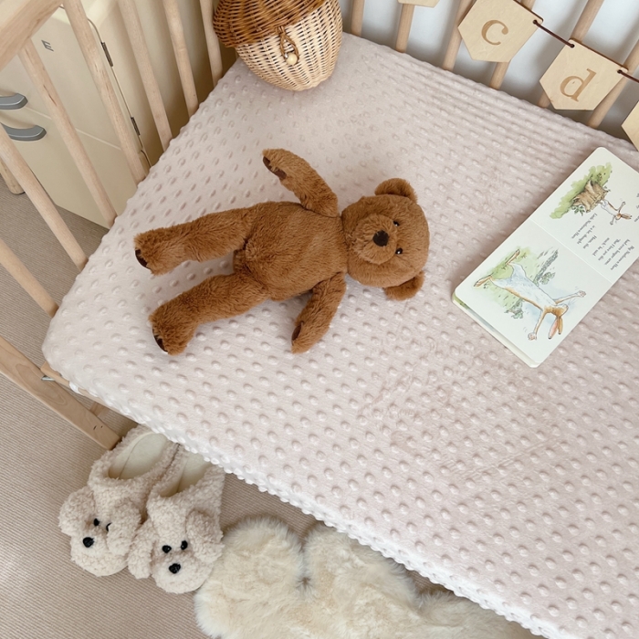 91家纺网 家纺一手货源 找家纺 星期八 2022新款豆豆绒床笠 驼色