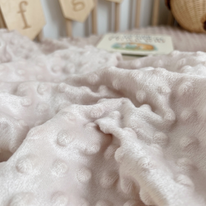 91家纺网 家纺一手货源 找家纺 星期八 2022新款豆豆绒床笠 驼色