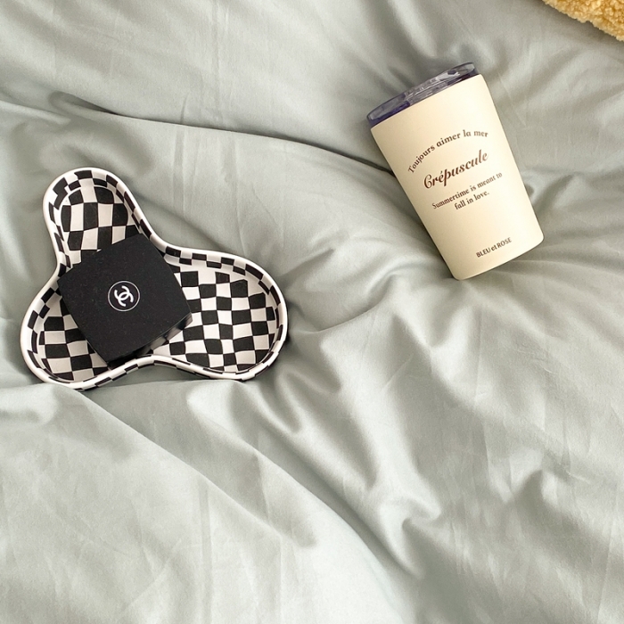 91家纺网 家纺一手货源 找家纺 昔可家纺 2021新款双拼加厚磨毛四件套 抹茶绿双拼