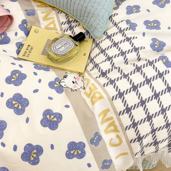 91家纺网 家纺一手货源 找家纺 昔可家纺 2022新款13372全棉百褶花边四件套 蓝花猫猫