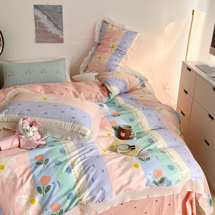 91家纺网 家纺一手货源 找家纺 昔可家纺 2022新款13372全棉百褶花边四件套 竖条拼接花