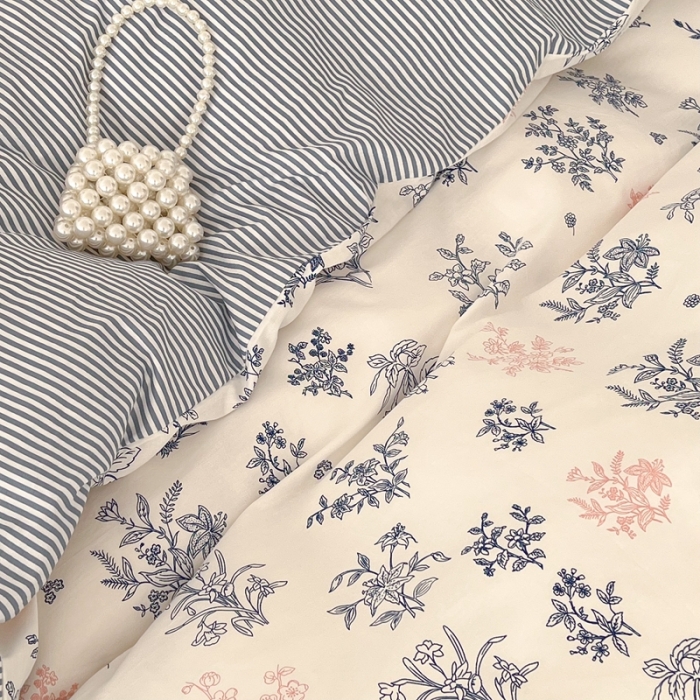 91家纺网 家纺一手货源 找家纺 昔可家纺 2022新款13372全棉普通款花花系列四件套 素描水墨花蓝