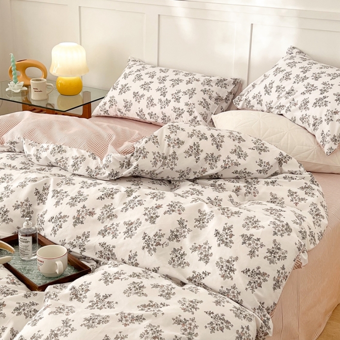 91家纺网 家纺一手货源 找家纺 昔可家纺 2022新款13372全棉普通款花花系列四件套 素雅花