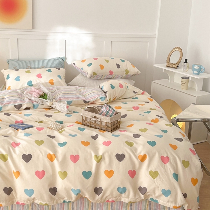 91家纺网 家纺一手货源 找家纺 昔可家纺 2022新款13372全棉普通款简约ins四件套 彩色心