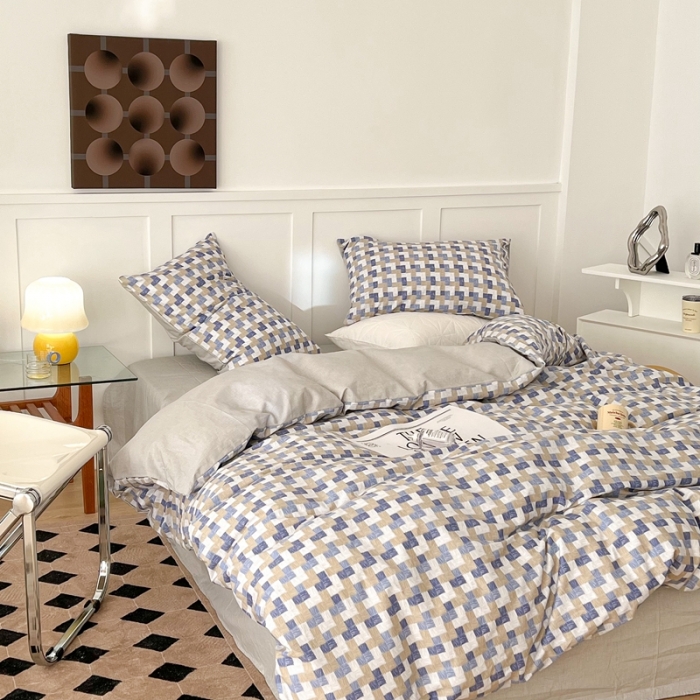 91家纺网 家纺一手货源 找家纺 昔可家纺 2022新款13372全棉普通款简约ins四件套 渐变蓝方块