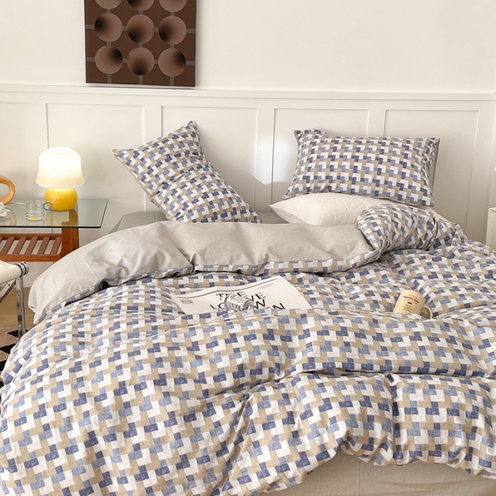 91家纺网 家纺一手货源 找家纺 昔可家纺 2022新款13372全棉普通款简约ins四件套 渐变蓝方块