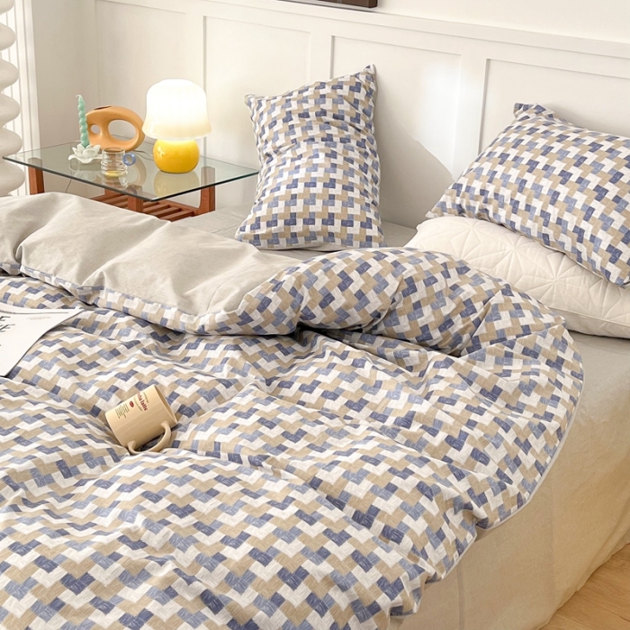 91家纺网 家纺一手货源 找家纺 昔可家纺 2022新款13372全棉普通款简约ins四件套 渐变蓝方块