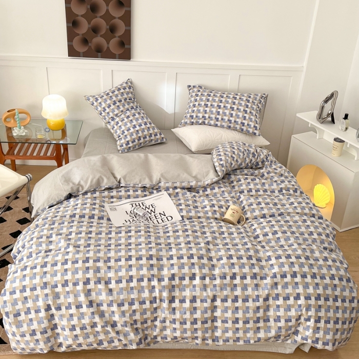 91家纺网 家纺一手货源 找家纺 昔可家纺 2022新款13372全棉普通款简约ins四件套 渐变蓝方块