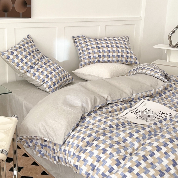 91家纺网 家纺一手货源 找家纺 昔可家纺 2022新款13372全棉普通款简约ins四件套 渐变蓝方块