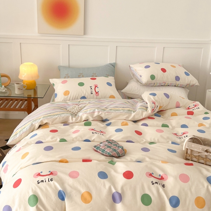 91家纺网 家纺一手货源 找家纺 昔可家纺 2022新款13372全棉普通款简约ins四件套 微笑彩波点