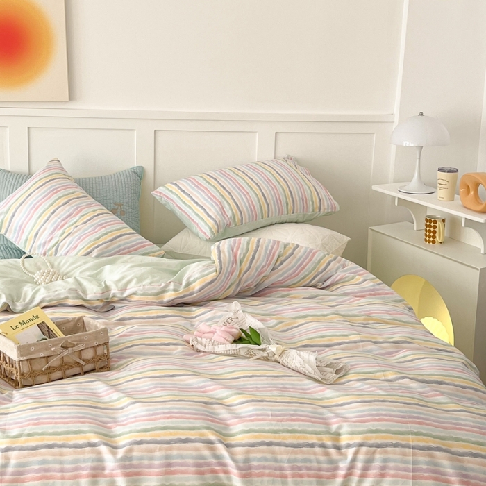 91家纺网 家纺一手货源 找家纺 昔可家纺 2022新款13372全棉普通款简约ins四件套 小小彩虹条