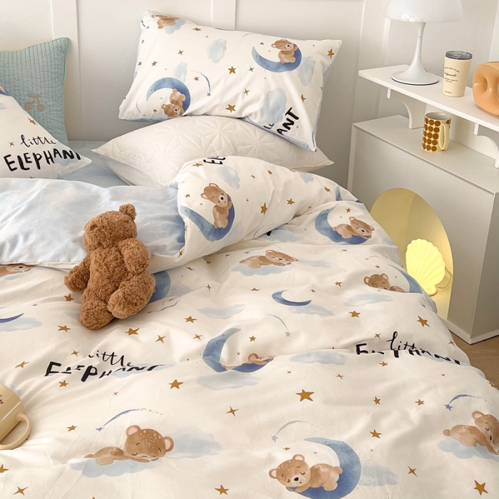 91家纺网 家纺一手货源 找家纺 昔可家纺 2022新款13372全棉普通款卡通四件套 晚安熊宝