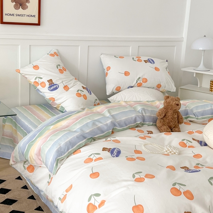 91家纺网 家纺一手货源 找家纺 昔可家纺 2022新款13372全棉普通款卡通四件套 樱桃小熊