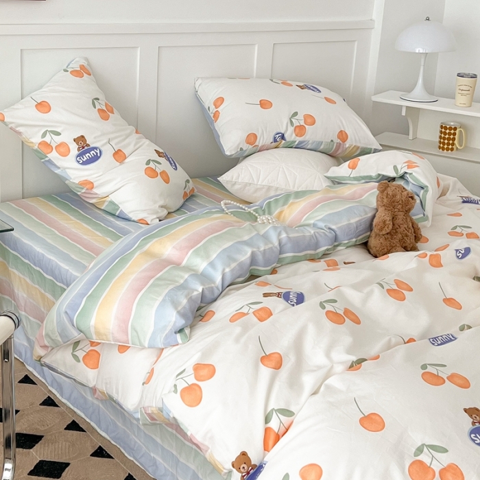 91家纺网 家纺一手货源 找家纺 昔可家纺 2022新款13372全棉普通款卡通四件套 樱桃小熊