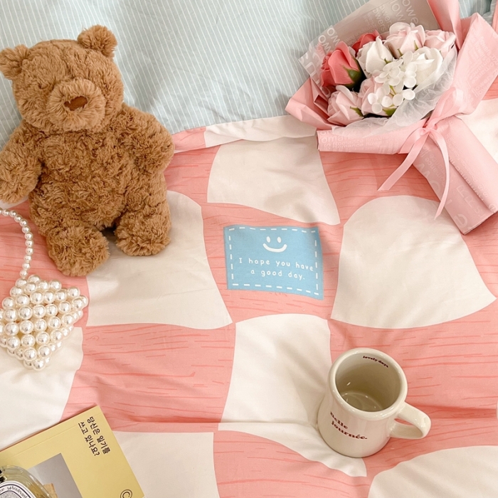 91家纺网 家纺一手货源 找家纺 总昔可家纺 2022新款13372全棉普通款异形棋盘格四件套