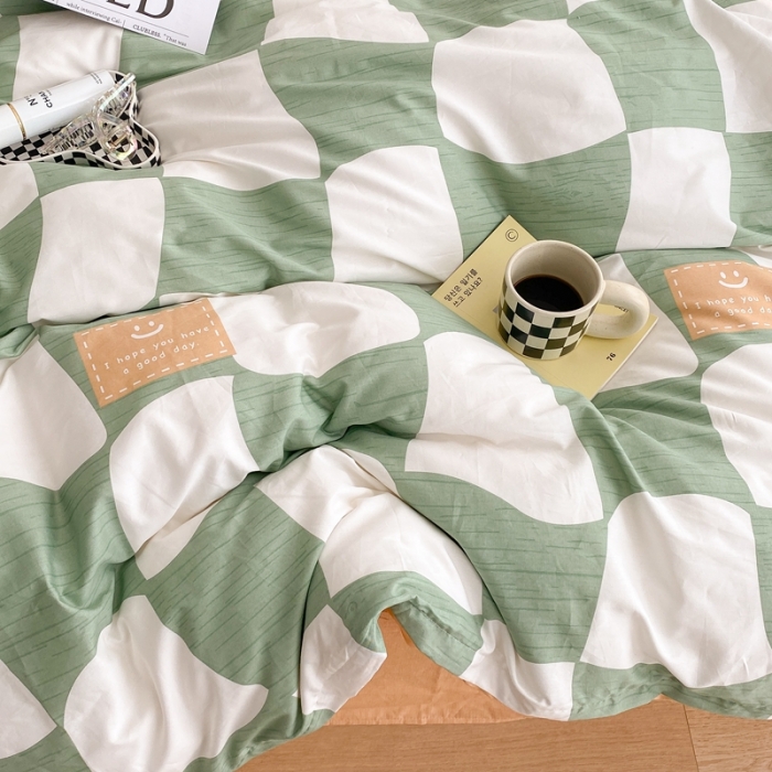 91家纺网 家纺一手货源 找家纺 昔可家纺 2022新款13372全棉普通款异形棋盘格四件套 异形棋盘绿