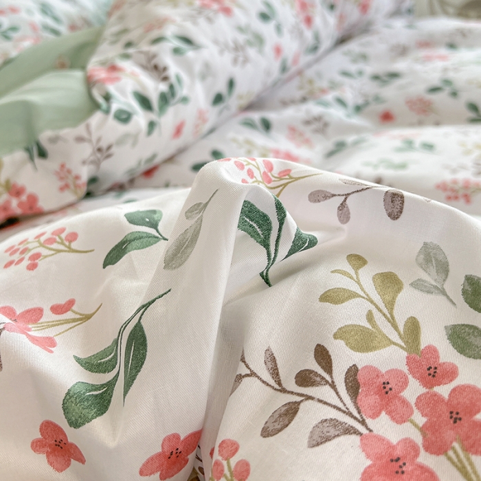 91家纺网 家纺一手货源 找家纺 沐棉家居 2022新款全棉13370印花四件套直播爆款 盈盈花语