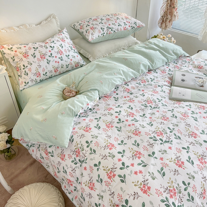 91家纺网 家纺一手货源 找家纺 沐棉家居 2022新款全棉13370印花四件套直播爆款 盈盈花语