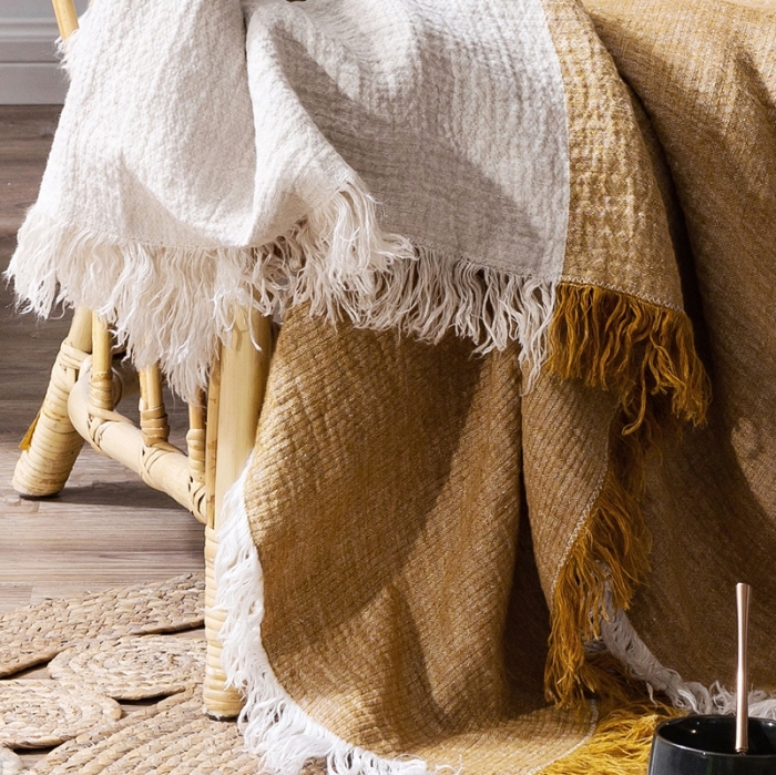 91家纺网 家纺一手货源 找家纺 简家居 2022新款纯亚麻流苏盖毯 黄白双拼
