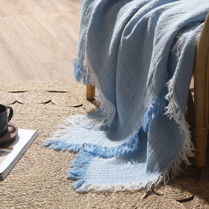 91家纺网 家纺一手货源 找家纺 简家居 2022新款纯亚麻流苏盖毯 天蓝