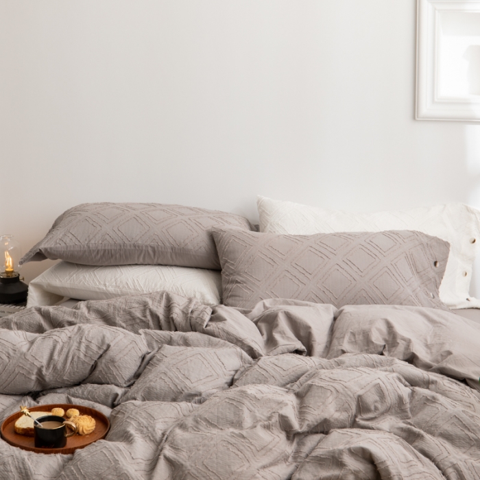 91家纺网 家纺一手货源 找家纺 简家居 2022新款全棉剪花四件套 炫-灰