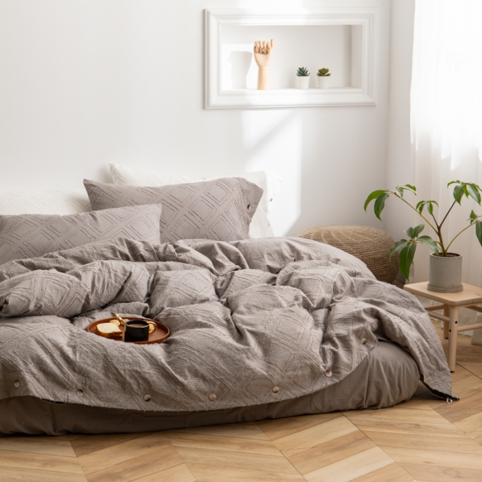 91家纺网 家纺一手货源 找家纺 简家居 2022新款全棉剪花四件套 炫-灰