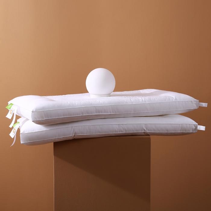 91家纺网 家纺一手货源 找家纺 2022新品全棉防羽布低枕羽丝绒枕头水洗定型护颈单人枕芯