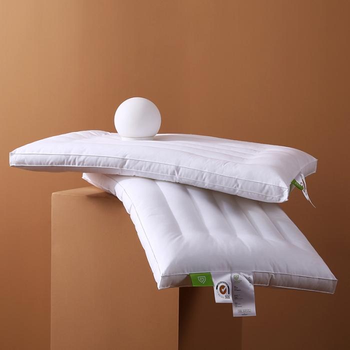 91家纺网 家纺一手货源 找家纺 2022新品全棉防羽布低枕羽丝绒枕头水洗定型护颈单人枕芯