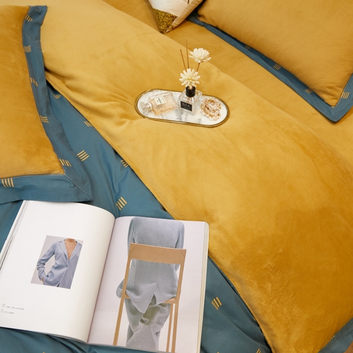 91家纺网 家纺一手货源 找家纺 （总）杜先生 2021新款230克牛奶绒拼角被边款四件套